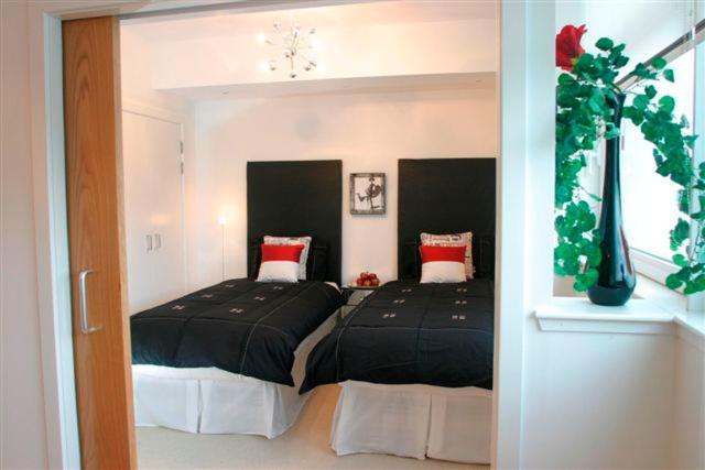 גלאזגו River Clyde West End Apartment - 2 Bedrooms מראה חיצוני תמונה