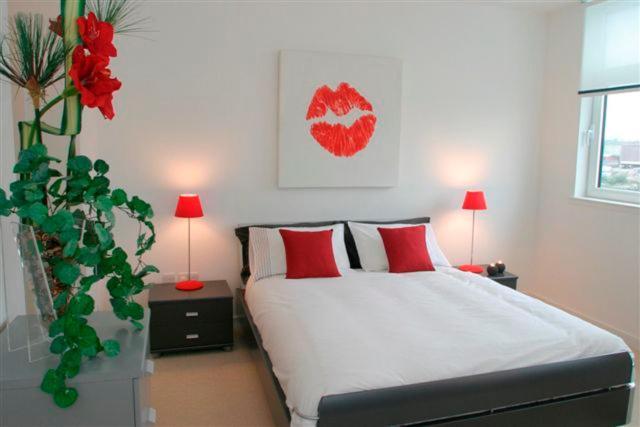 גלאזגו River Clyde West End Apartment - 2 Bedrooms מראה חיצוני תמונה